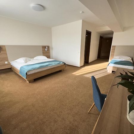 Hotel Regal Брашов Экстерьер фото