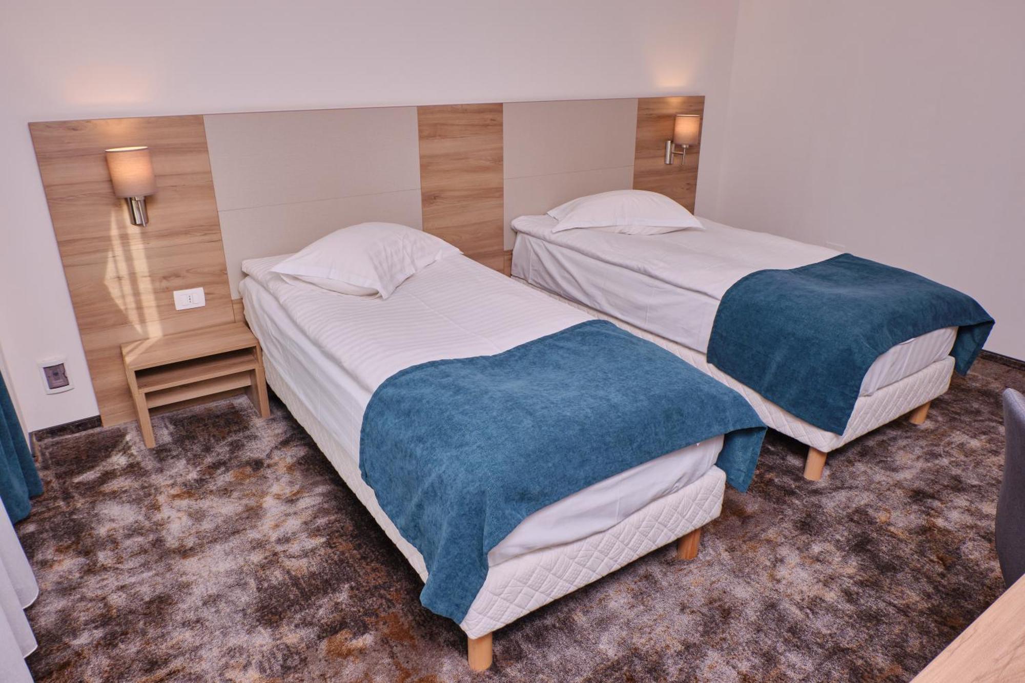 Hotel Regal Брашов Экстерьер фото
