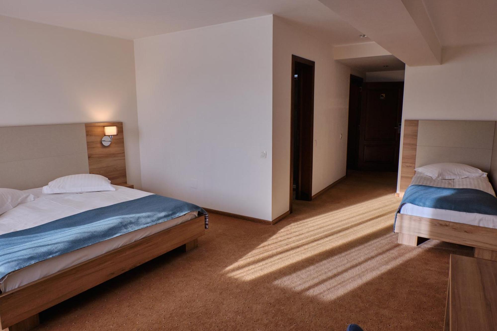 Hotel Regal Брашов Экстерьер фото
