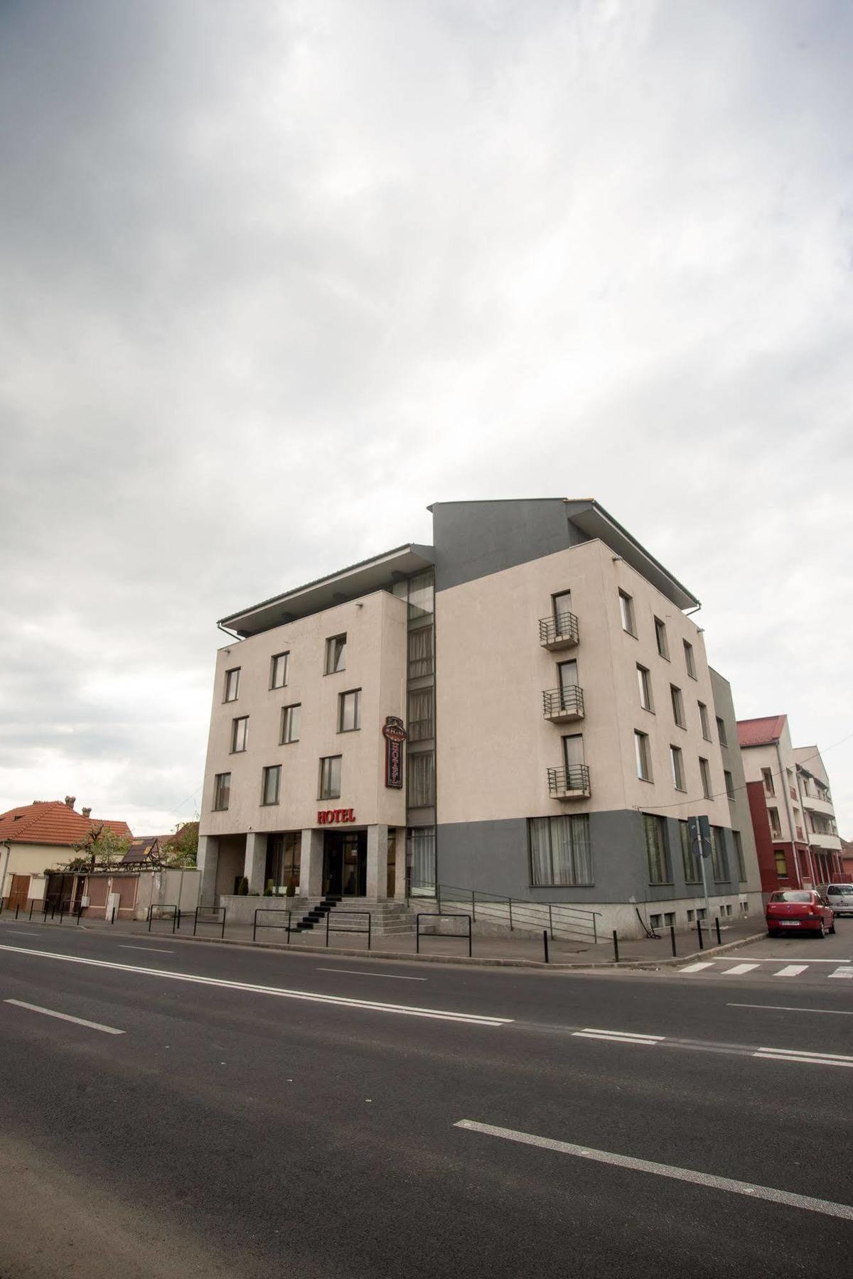 Hotel Regal Брашов Экстерьер фото